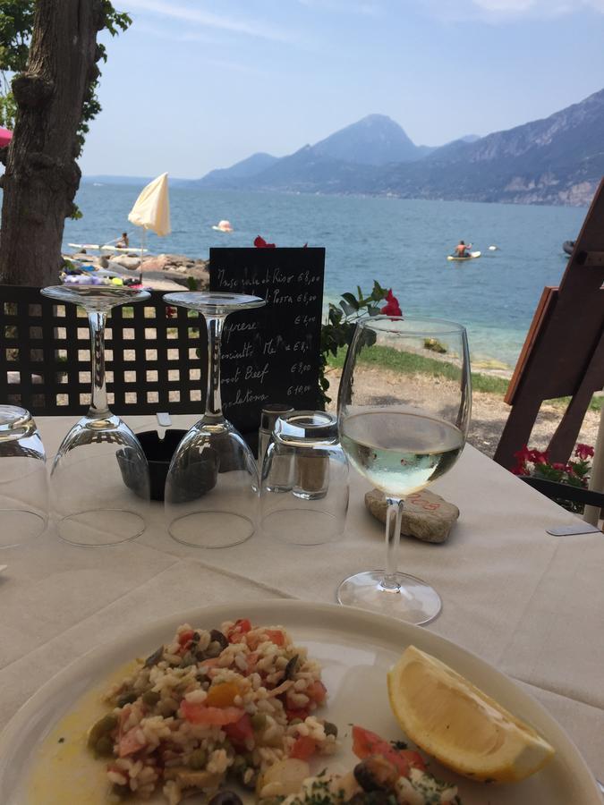 Piccolo Hotel Direkt Am See Brenzone sul Garda Eksteriør billede