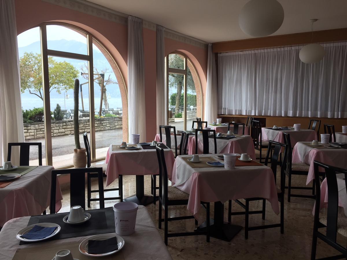 Piccolo Hotel Direkt Am See Brenzone sul Garda Eksteriør billede